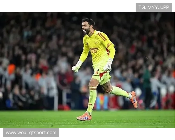 拉亚两次射正丢两球,赛后评分仅5.3分全场最低